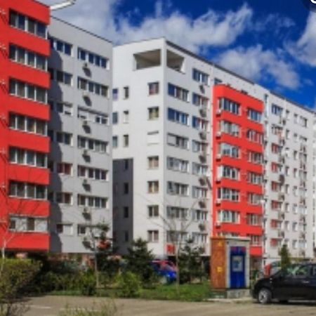 Arad Chic Apartament Uta Eksteriør bilde