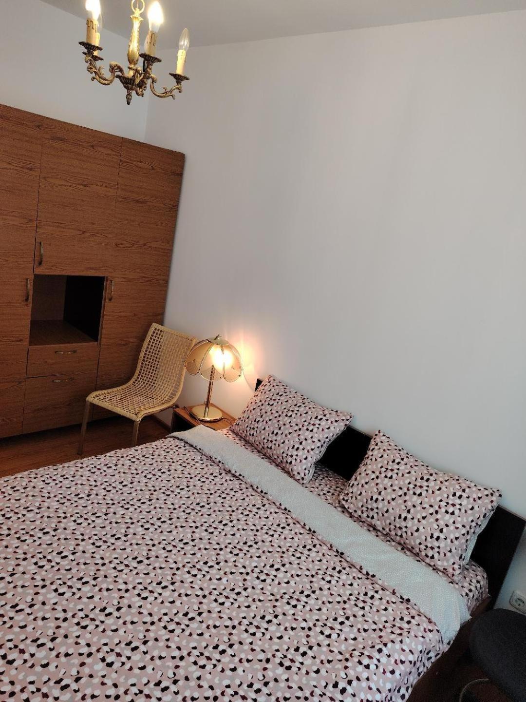 Arad Chic Apartament Uta Eksteriør bilde